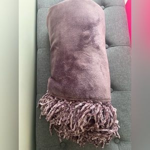 Plush Throw Blanket